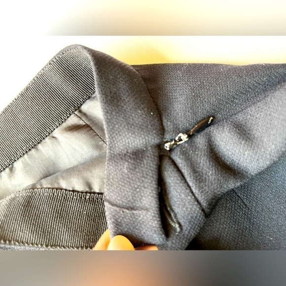 Giorgio Armani front side slit skirt size 40 - Picture 8 of 9